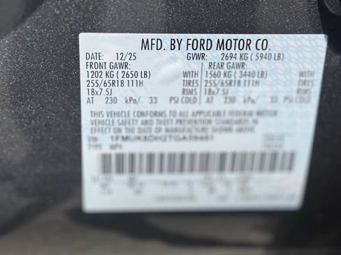 Used 2026 Ford Explorer Active AWD/4WD image 13