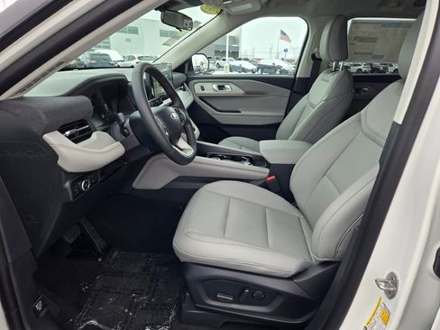New 2026 Ford Explorer Active w/ Active Comfort Package image 25