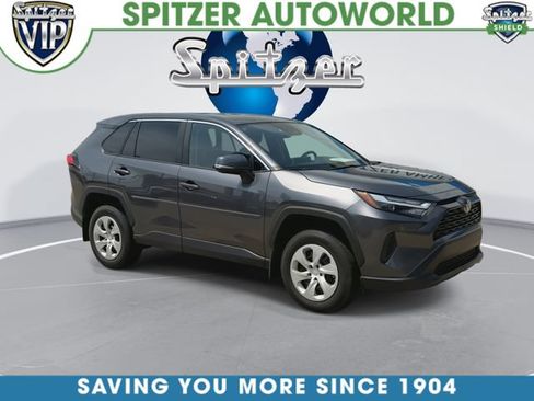 Used 2024 Toyota RAV4 LE FWD image 3