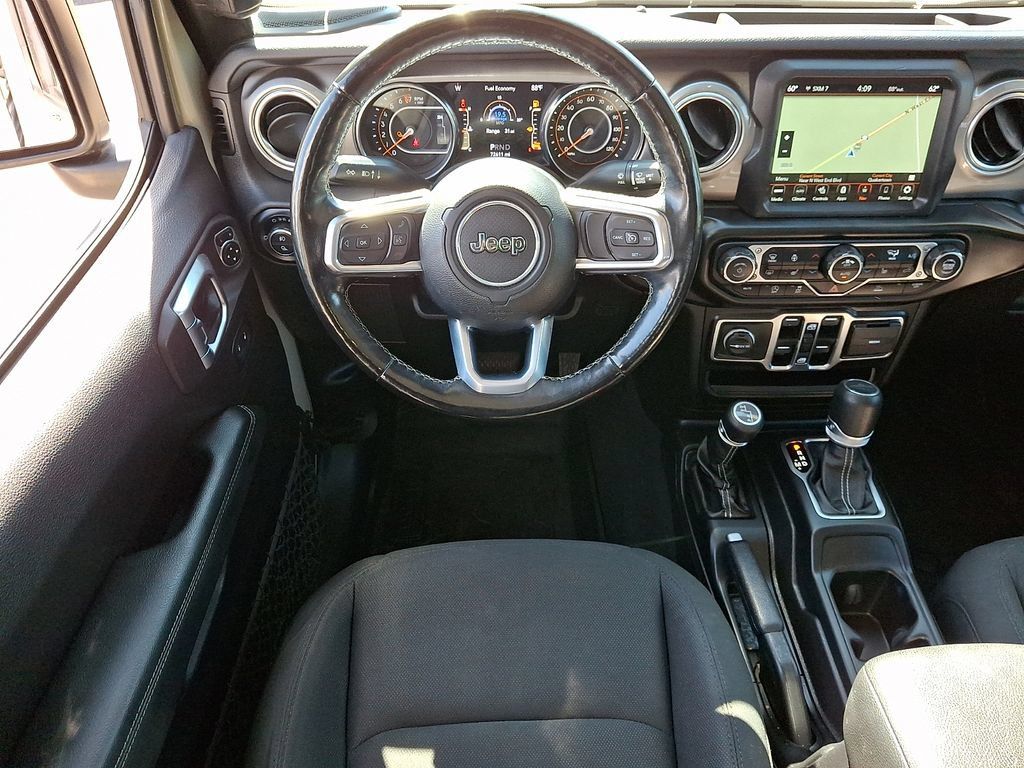 Used 2020 Jeep Gladiator Overland AWD/4WD image 12