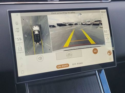 Used 2025 Land Rover Range Rover Evoque S image 16