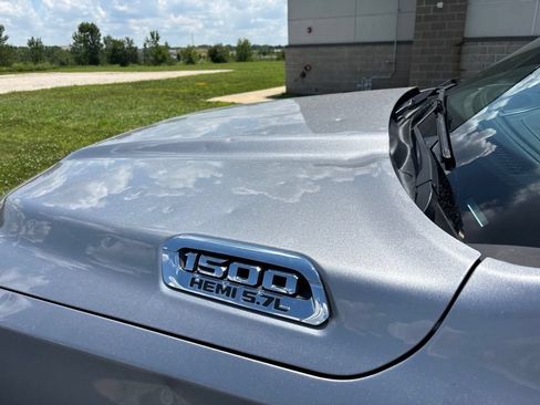 Used 2019 RAM 1500 Limited AWD/4WD image 6