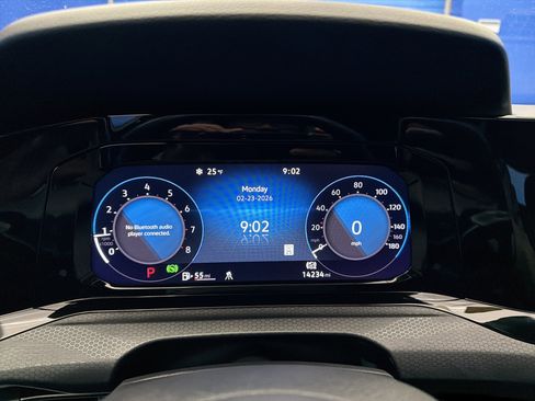 Used 2024 Volkswagen GTI SE image 18