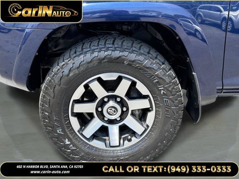 Used 2018 Toyota 4Runner TRD Off-Road Premium AWD/4WD image 32