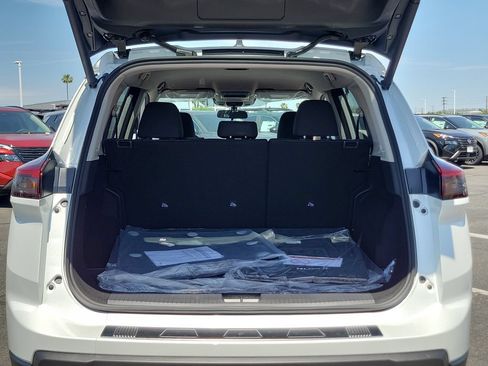 New 2026 Nissan Rogue SV FWD image 15