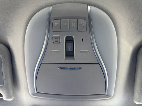 Used 2015 INFINITI Q70 3.7 w/ Deluxe Touring Package image 31