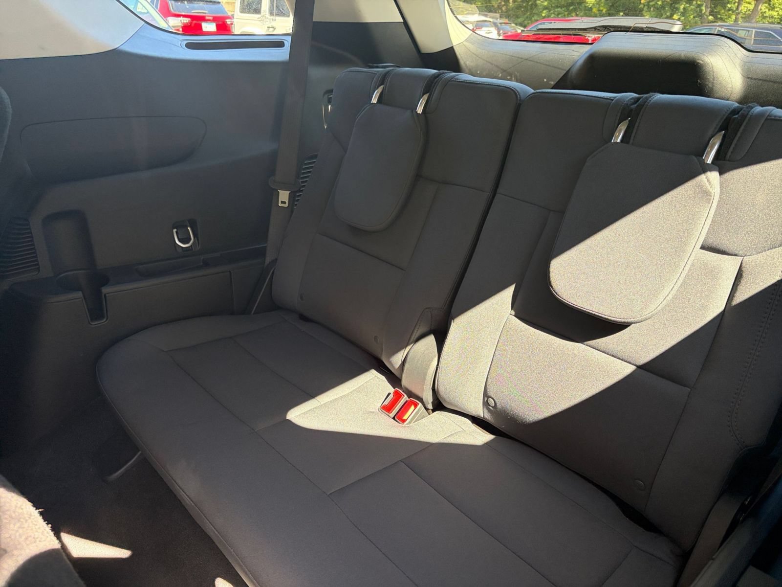 Used 2026 Ford Explorer Active AWD/4WD image 28