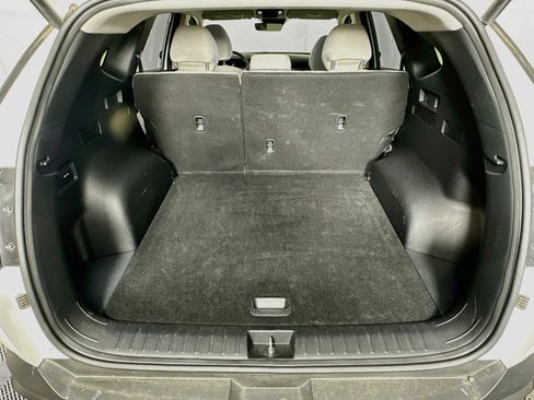Used 2025 Hyundai Tucson SEL FWD image 27