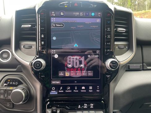 New 2026 RAM 1500 4x4 Crew Cab image 14