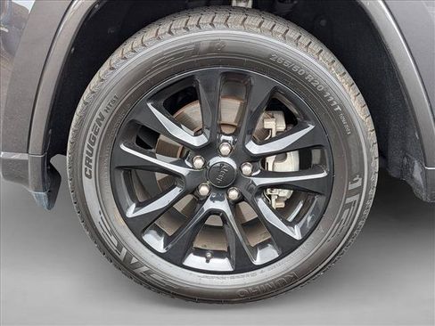Used 2021 Jeep Grand Cherokee Laredo X AWD/4WD image 14