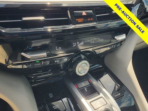 Certified 2024 Acura MDX FWD w/ Technology Package image 32