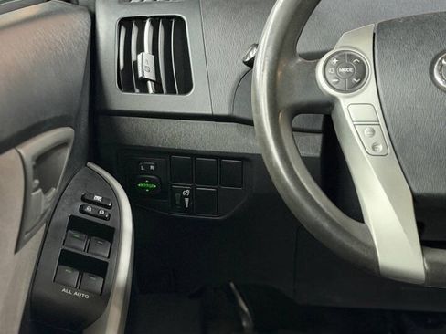 Used 2012 Toyota Prius Two FWD image 12