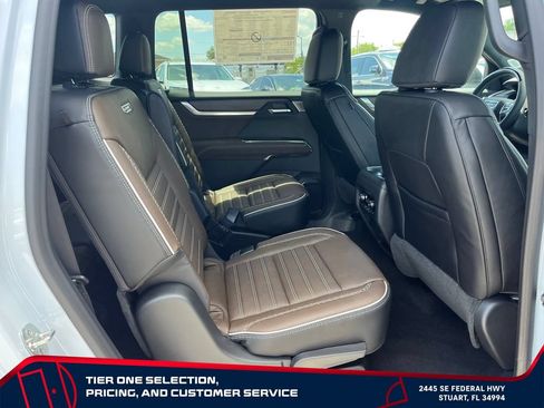 New 2026 GMC Acadia Denali Ultimate FWD image 18