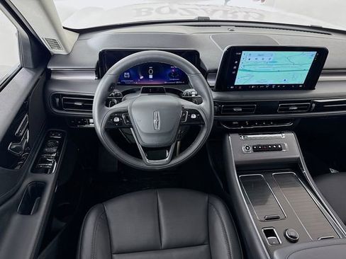 New 2026 Lincoln Aviator AWD image 24