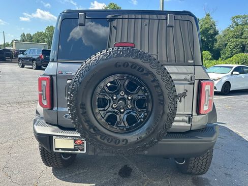 Used 2025 Ford Bronco Badlands AWD/4WD image 7