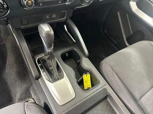 Used 2022 Nissan Frontier SV image 20