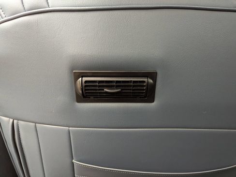 Used 2007 Cadillac DTS FWD image 42
