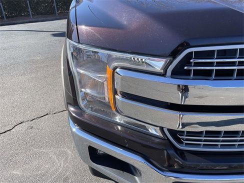 Used 2018 Ford F150 Lariat image 39