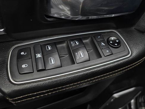Used 2021 RAM 2500 Laramie AWD/4WD image 32