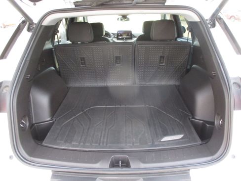 Used 2024 Chevrolet Blazer LT w/ Convenience Package FWD image 37