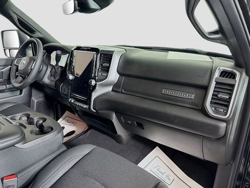 Used 2025 RAM 2500 Big Horn image 27