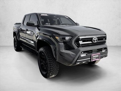 Used 2024 Toyota Tacoma SR5 AWD/4WD image 3