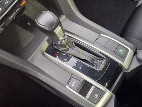 Used 2020 Honda Civic Sport image 16