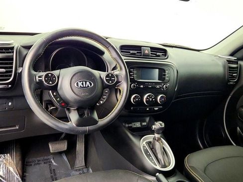 Used 2016 Kia Soul + w/ Designer's Package FWD image 12