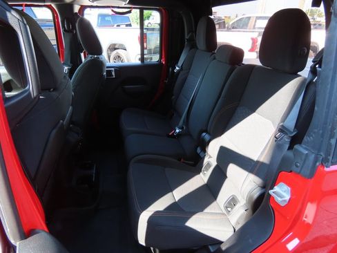 Used 2023 Jeep Gladiator Mojave w/ LED Lighting Group AWD/4WD image 26