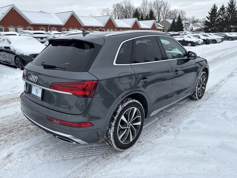 Used 2022 Audi Q5 2.0T Premium w/ Convenience Package image 7