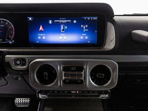 Certified 2025 Mercedes-Benz G 550 image 17