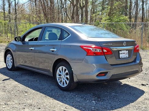 Used 2019 Nissan Sentra SV FWD image 4