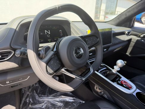 Used 2025 Lotus Emira RWD image 15