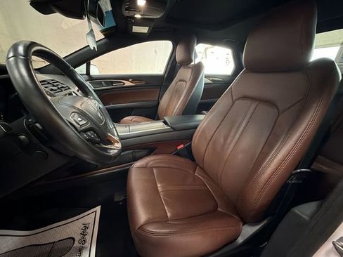 Used 2017 Lincoln MKZ Reserve w/ Climate Package FWD image 11