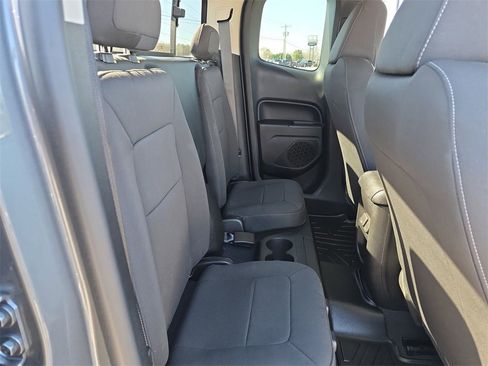 Used 2021 Chevrolet Colorado LT w/ LT Convenience Package image 23