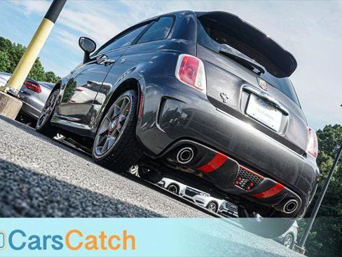 Used 2015 FIAT 500 Abarth w/ Beats Audio Package FWD image 5