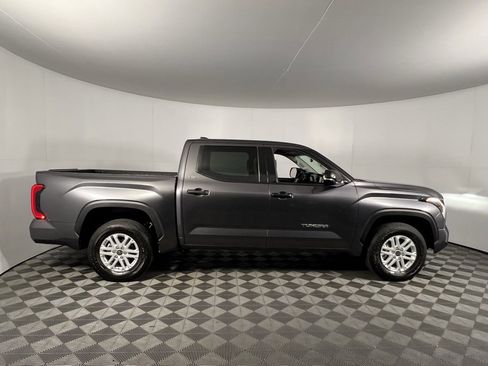 Used 2022 Toyota Tundra SR5 image 5