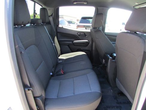 Used 2026 Chevrolet Colorado W/T w/ WT Custom Package RWD image 33