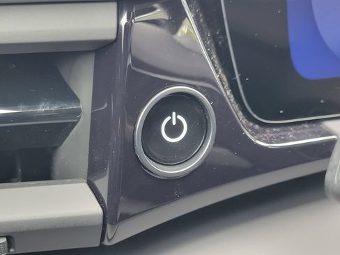 New 2026 Porsche Macan 4 Electric AWD/4WD image 19