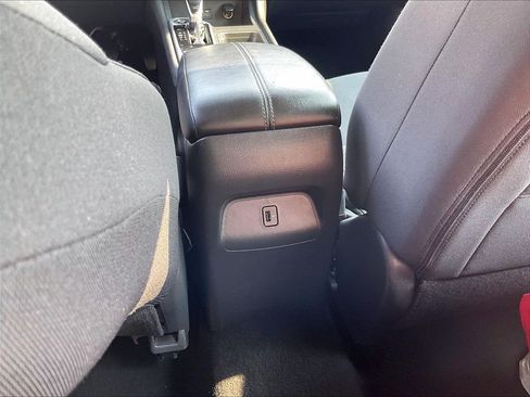 Used 2023 Nissan Sentra SV FWD image 27