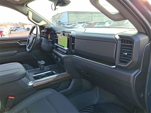 Certified 2025 Chevrolet Silverado 1500 LT image 27