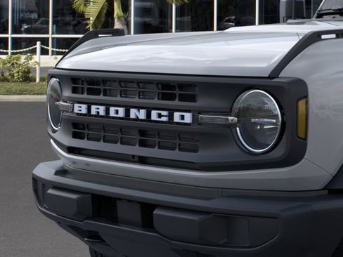 New 2026 Ford Bronco 2-Door AWD/4WD image 19