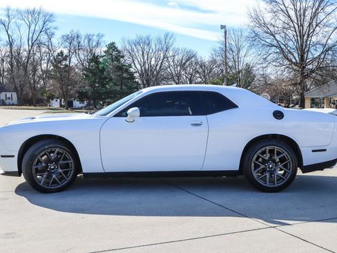Used 2018 Dodge Challenger R/T w/ Sound Group image 4