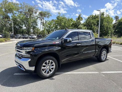 Used 2022 Chevrolet Silverado 1500 LTZ AWD/4WD image 7