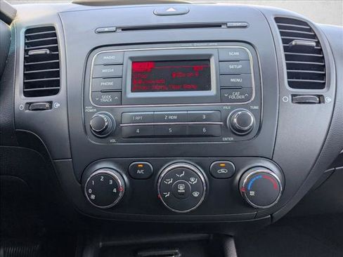Used 2015 Kia Forte LX w/ Popular Package FWD image 13