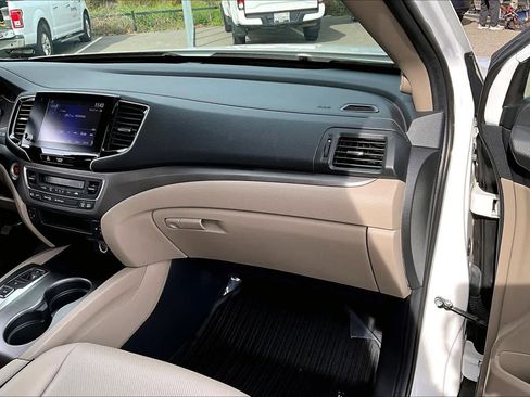 Used 2023 Honda Ridgeline RTL image 18