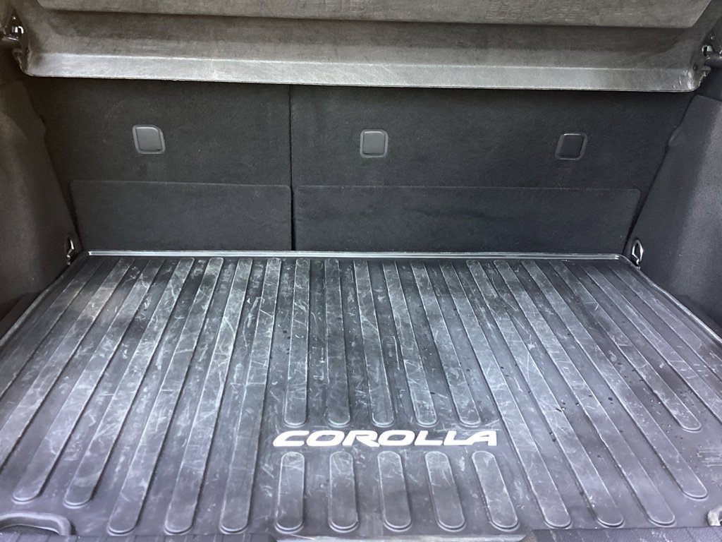 Certified 2025 Toyota Corolla SE w/ SE Package FWD image 22