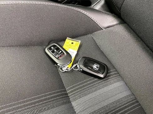 Certified 2025 Honda Civic Sport image 13