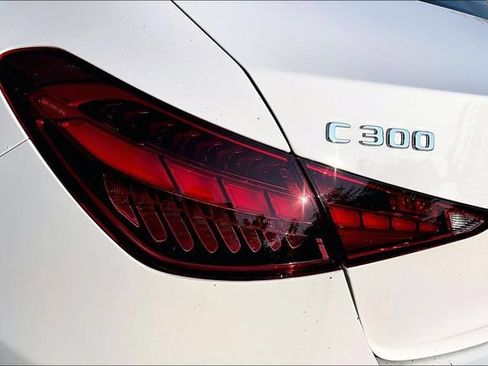 Used 2024 Mercedes-Benz C 300 4MATIC Sedan image 17
