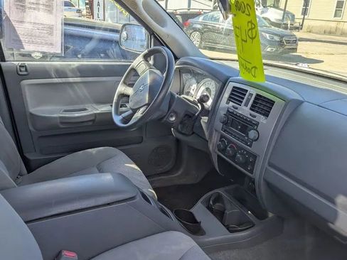 Used 2006 Dodge Dakota SLT w/ Trailer Tow Group image 4